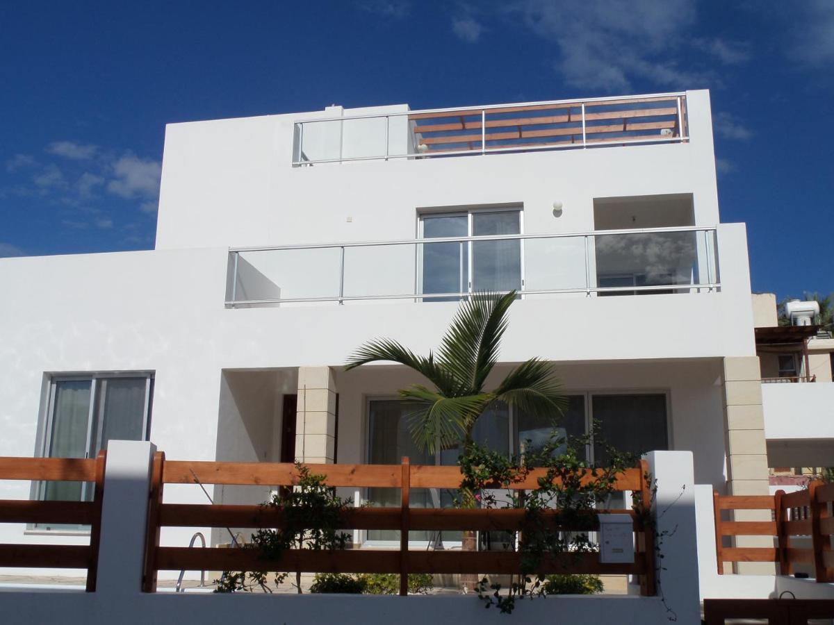 Modern Villa, 4 Bedrooms, Private Pool, Close To Coral Bay Strip Пея Екстериор снимка